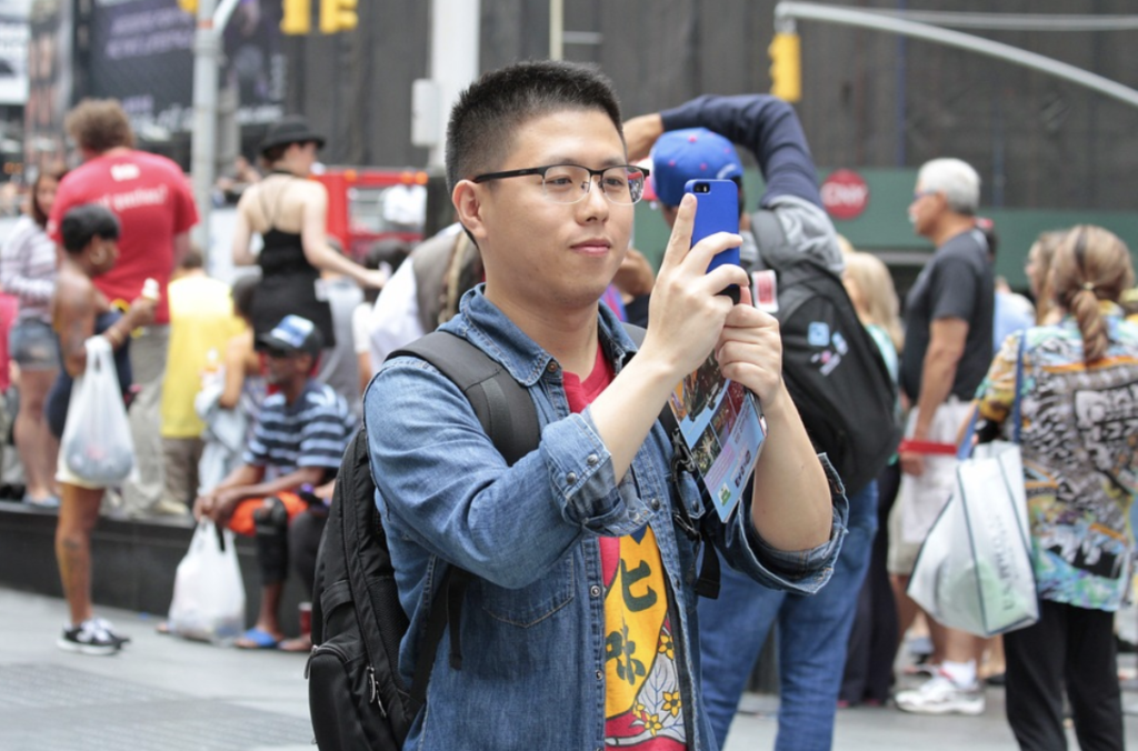 Chinese visitor in NYC (Pixabay)